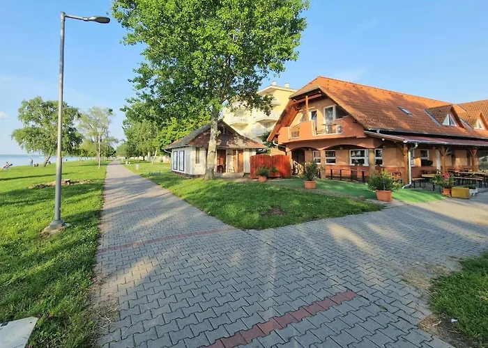 Lotus * Siófok